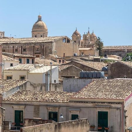 Mansarda Aurispa Noto Exterior photo